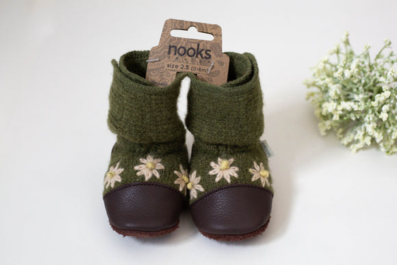 Nooks wool booties: Fall daisy embroidered